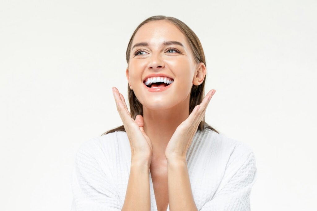 SMILE MAKEOVER IN PALM BEACH GARDENS 10 WELLNESS MONTH